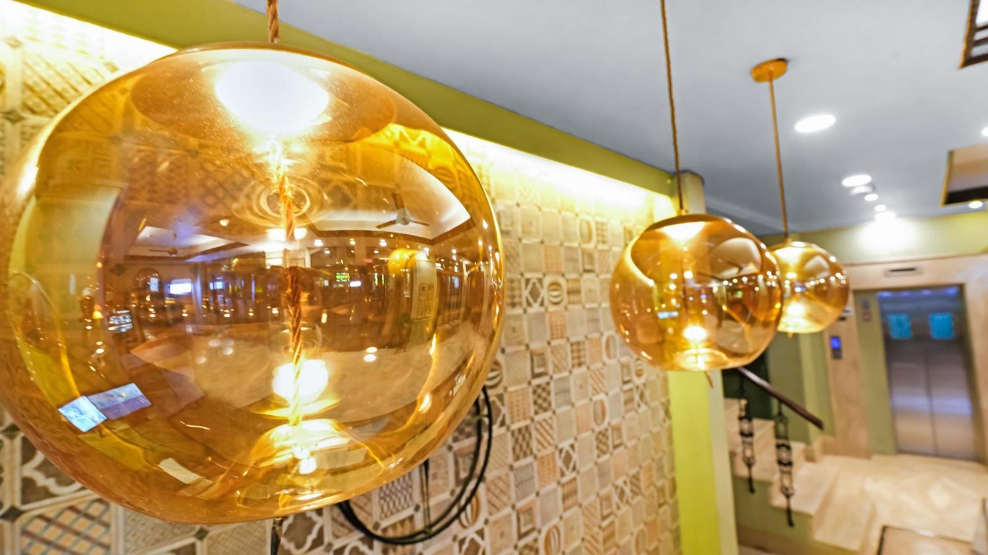 Hotel Ajanta - Colonial Charm Award Winning Luxury In The Heart Of The New Delhi